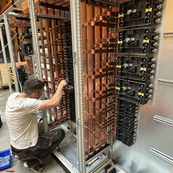 JR Panelbuilding paneelbouw elektrische kasten Kortrijk